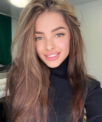 Алина